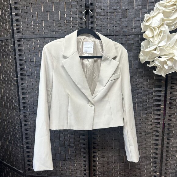Avec Les Filles Light Beige Single Button Boxy Style Crop Blazer Size Medium - Picture 1 of 6